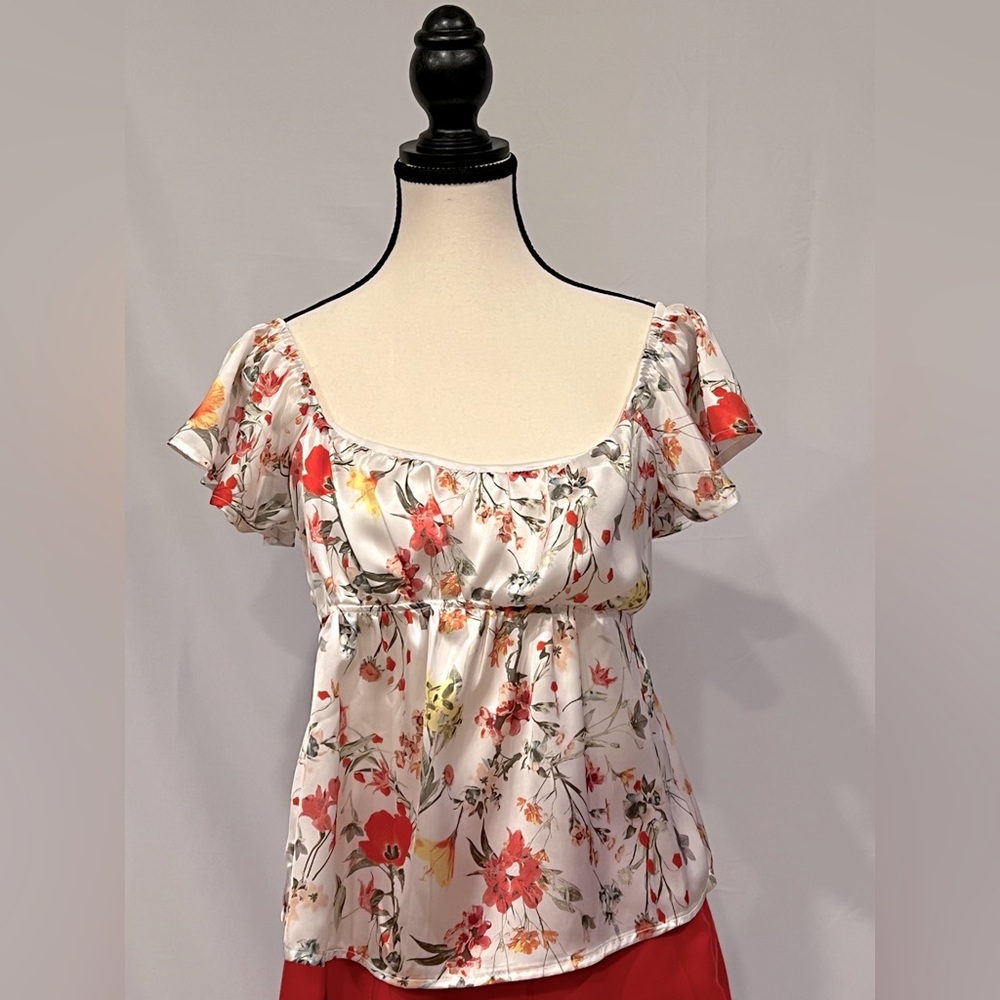 NWT RUE21 Silky Floral‎ Off Shoulder Elastic Gathered Waist Size M